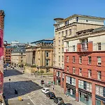 The Sauchie And The Steamie City Centre Luxury Apartments