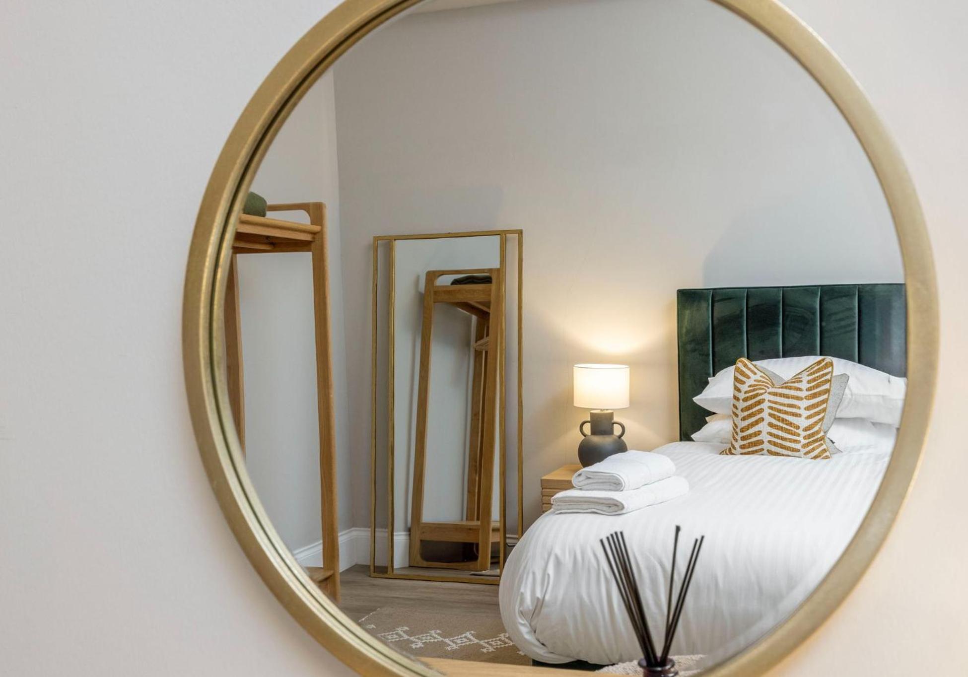The Sauchie And The Steamie Centre Luxury Apartment
