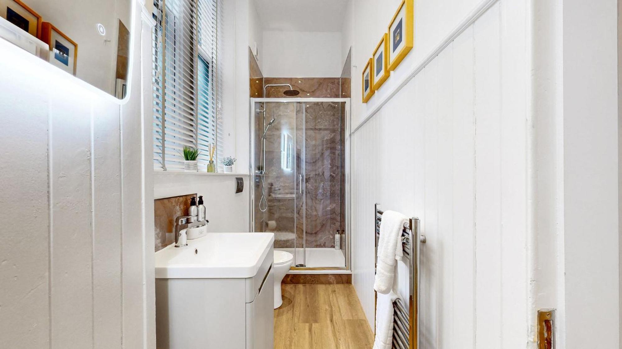 The Sauchie And The Steamie Centre Luxury Apartment Glasgow