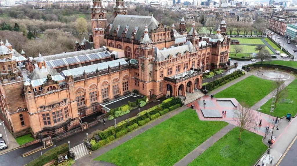 The Sauchie And The Steamie Centre Luxury Apartment Glasgow
